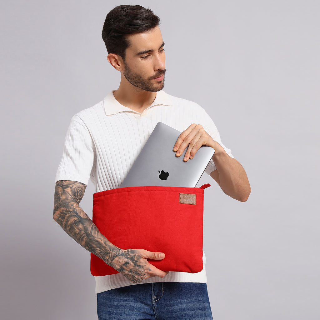 RED LAPTOP SLEEVE