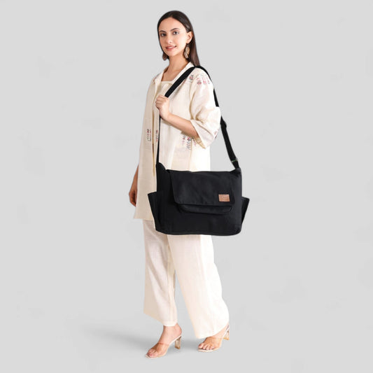 Black Boxy Bag
